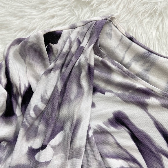 •Daisy Fuentes• watercolor asymmetric top - Picture 5 of 5